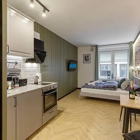 Weronika's Urban Hideaway Apartment *