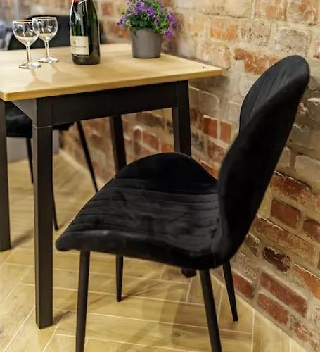 Апартаменты Weronika's Urban Hideaway