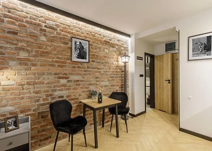 Weronika's Urban Hideaway *